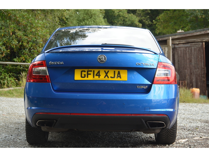 Skoda Octavia 2.0 TFSI vRS Hatchback 5dr Petrol Manual Euro 6 (s/s) (220 ps) | P/SENSORS|D/CAM|BTOOTH|CRUISE - U11227