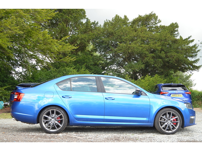 Skoda Octavia 2.0 TFSI vRS Hatchback 5dr Petrol Manual Euro 6 (s/s) (220 ps) | P/SENSORS|D/CAM|BTOOTH|CRUISE - U11227