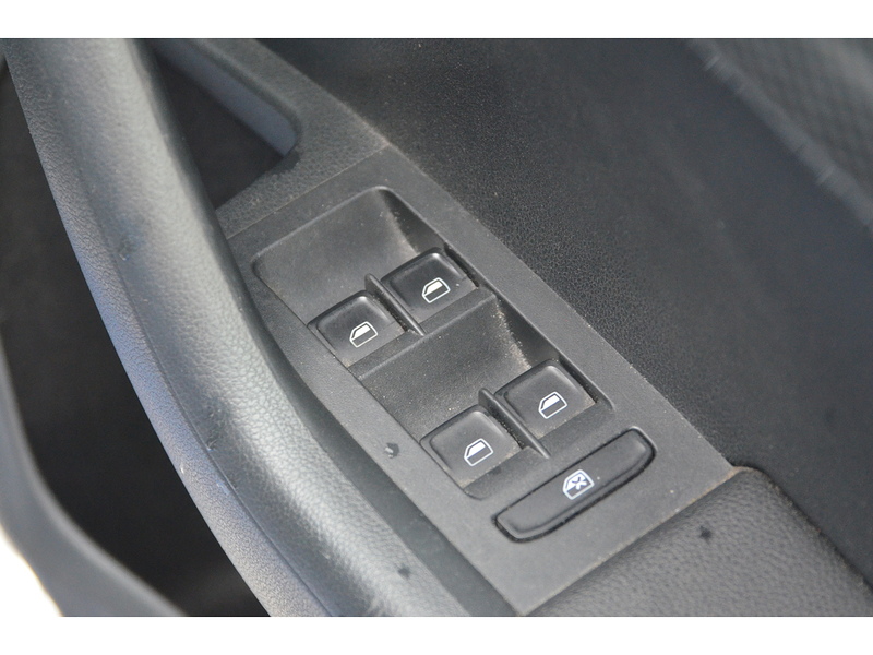 Skoda Octavia 2.0 TFSI vRS Hatchback 5dr Petrol Manual Euro 6 (s/s) (220 ps) | P/SENSORS|D/CAM|BTOOTH|CRUISE - U11227