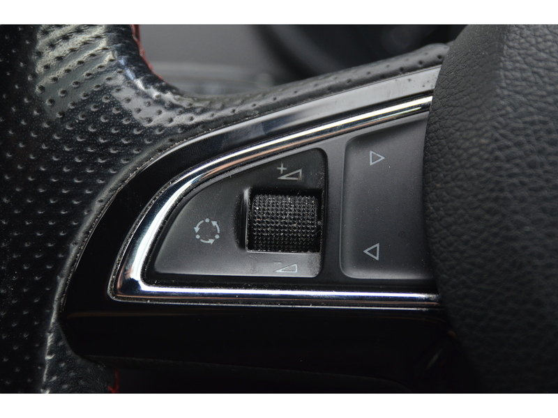 Skoda Octavia 2.0 TFSI vRS Hatchback 5dr Petrol Manual Euro 6 (s/s) (220 ps) | P/SENSORS|D/CAM|BTOOTH|CRUISE - U11227