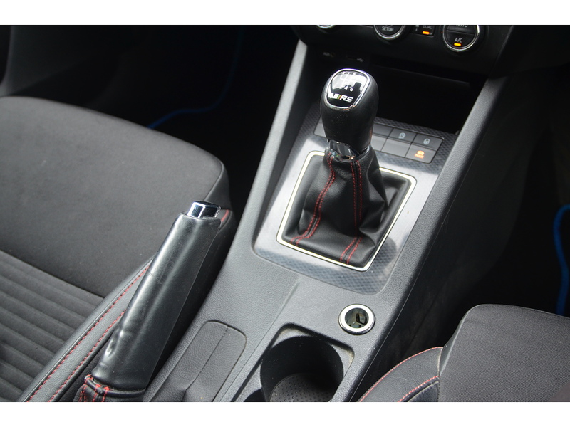 Skoda Octavia 2.0 TFSI vRS Hatchback 5dr Petrol Manual Euro 6 (s/s) (220 ps) | P/SENSORS|D/CAM|BTOOTH|CRUISE - U11227