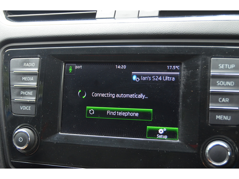 Skoda Octavia 2.0 TFSI vRS Hatchback 5dr Petrol Manual Euro 6 (s/s) (220 ps) | P/SENSORS|D/CAM|BTOOTH|CRUISE - U11227