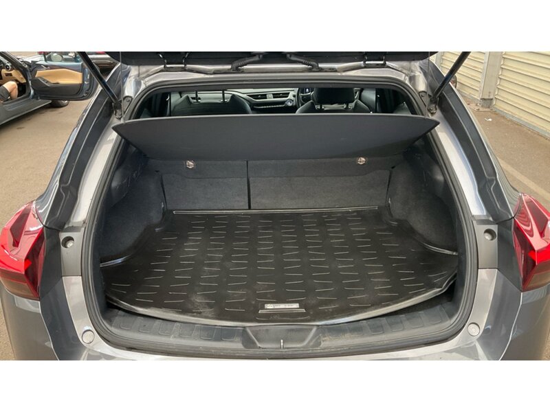 Lexus UX 2.0 250h SUV 5dr Petrol Hybrid E-CVT Euro 6 (s/s) (184 ps) | PRIVACY|P/SENSORS|1 OWNER|VATQ - U11232