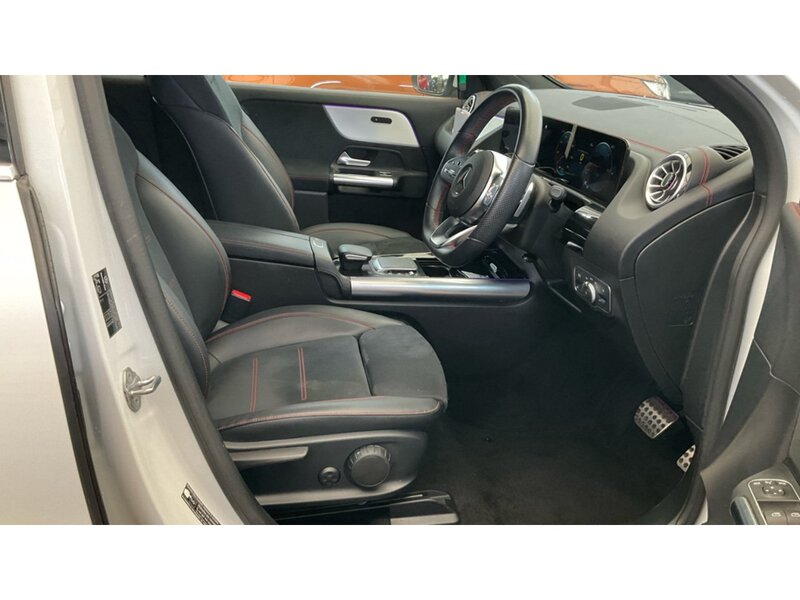 Mercedes-Benz EQA EQA 250 AMG Line - U11234