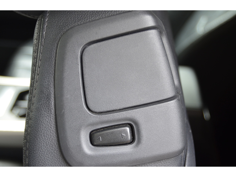 Land Rover Range Rover Evoque 2.2 eD4 Pure Tech Coupe 3dr Diesel Manual FWD Euro 5 (s/s) (150 ps) | P/SENSORS|H/SEATS|BTOOTH|NAV - U11237