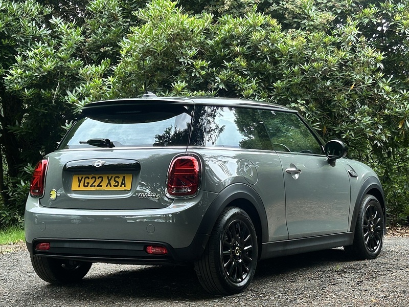 MINI Electric Hatch Cooper SE 32.6kWh Level 1 Hatchback 3dr Electric Auto (184 ps) | P/SENSORS|CLIMATE|NAV|1 OWNER - U11245