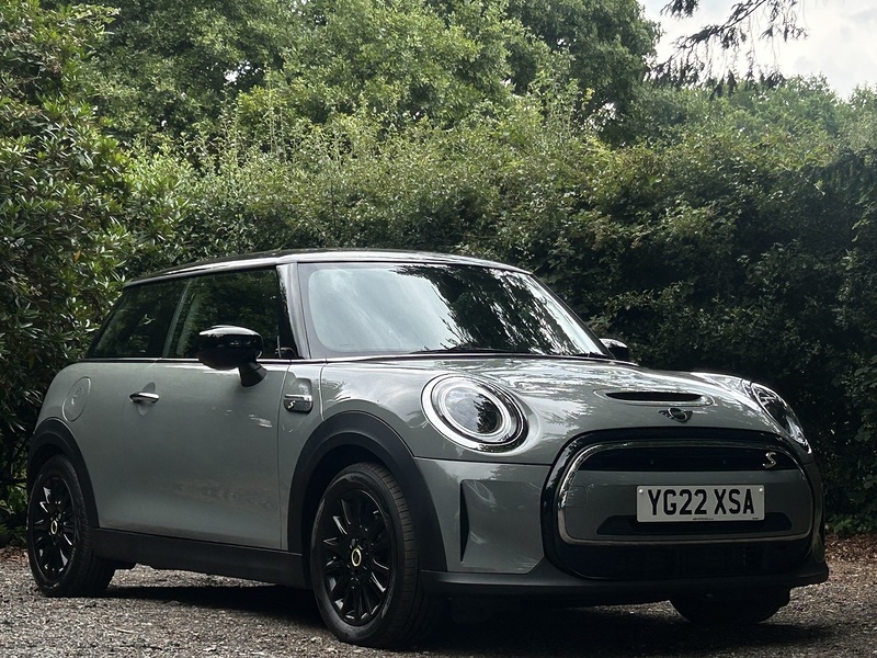 MINI Electric Hatch Cooper SE 32.6kWh Level 1 Hatchback 3dr Electric Auto (184 ps) | P/SENSORS|CLIMATE|NAV|1 OWNER - U11245