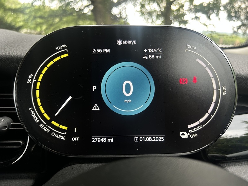 MINI Electric Hatch Cooper SE 32.6kWh Level 1 Hatchback 3dr Electric Auto (184 ps) | P/SENSORS|CLIMATE|NAV|1 OWNER - U11245