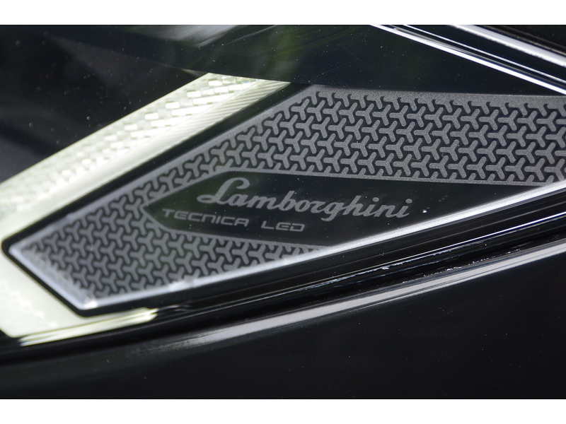 Lamborghini Urus 4.0 V8 BiTurbo SUV 5dr Petrol Auto 4WD Euro 6 (650 ps) | SERVICED@40K BY LAMBORGHINI - U11246