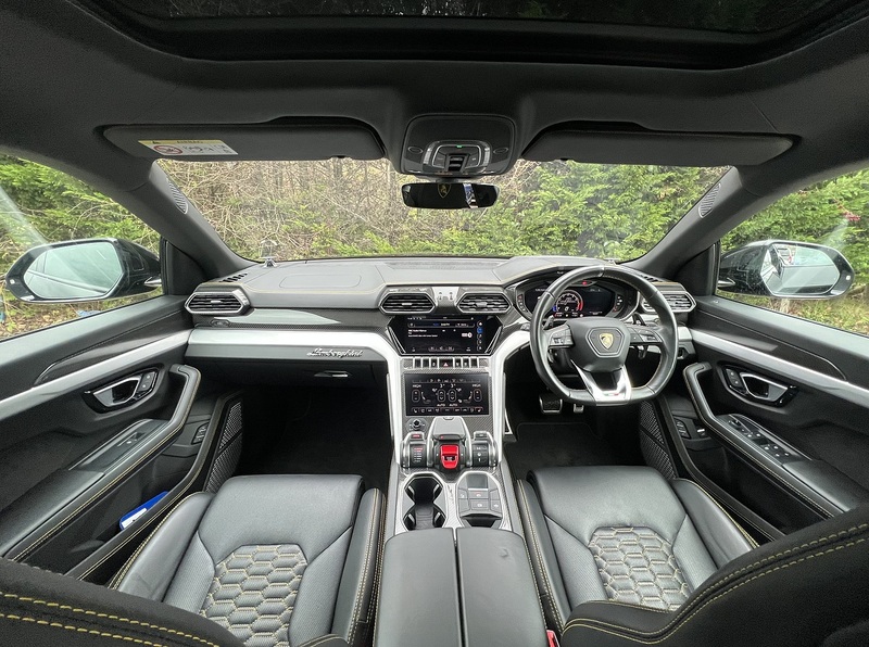 Lamborghini Urus 4.0 V8 BiTurbo SUV 5dr Petrol Auto 4WD Euro 6 (650 ps) | SERVICED@40K BY LAMBORGHINI - U11246