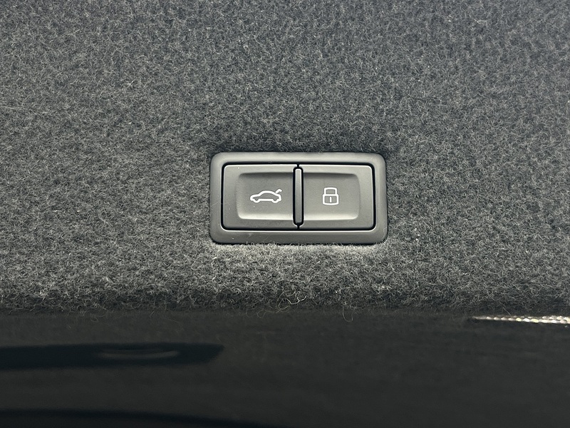 Lamborghini Urus 4.0 V8 BiTurbo SUV 5dr Petrol Auto 4WD Euro 6 (650 ps) | SERVICED@40K BY LAMBORGHINI - U11246