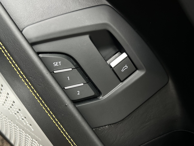 Lamborghini Urus 4.0 V8 BiTurbo SUV 5dr Petrol Auto 4WD Euro 6 (650 ps) | SERVICED@40K BY LAMBORGHINI - U11246