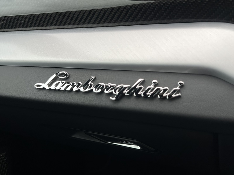 Lamborghini Urus 4.0 V8 BiTurbo SUV 5dr Petrol Auto 4WD Euro 6 (650 ps) | SERVICED@40K BY LAMBORGHINI - U11246