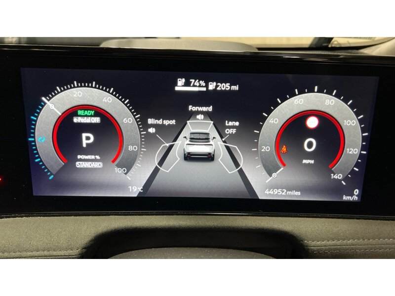 Nissan ARIYA 87kWh Evolve SUV 5dr Electric Auto 22kW Charger (242 ps) | 1 FORMER KEEPER|VAT QUALIFYING - U11250