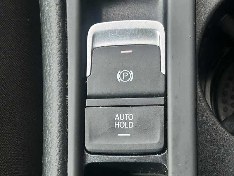 Volkswagen Golf 2.0 TDI BlueMotion Tech R-Line Hatchback 5dr Diesel DSG Euro 6 (s/s) (150 ps) - U11252