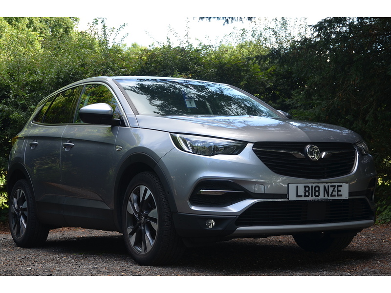Vauxhall Grandland X 1.2 Turbo Sport Nav SUV 5dr Petrol Manual Euro 6 (s/s) (130 ps) | PRIVACY|P/SENSORS|APPLE|NAV - U11254