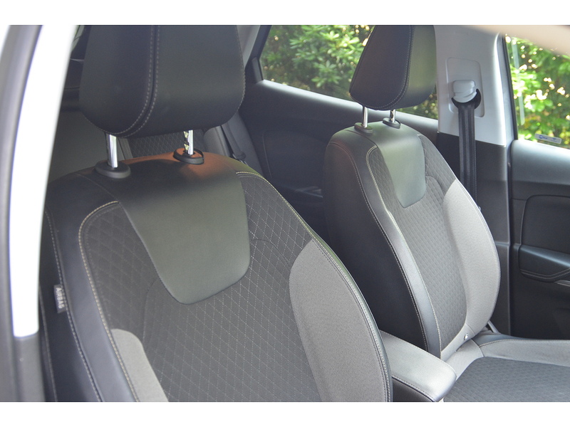 Vauxhall Grandland X 1.2 Turbo Sport Nav SUV 5dr Petrol Manual Euro 6 (s/s) (130 ps) | PRIVACY|P/SENSORS|APPLE|NAV - U11254