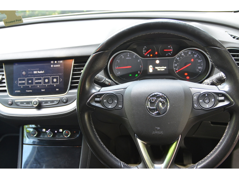Vauxhall Grandland X 1.2 Turbo Sport Nav SUV 5dr Petrol Manual Euro 6 (s/s) (130 ps) | PRIVACY|P/SENSORS|APPLE|NAV - U11254
