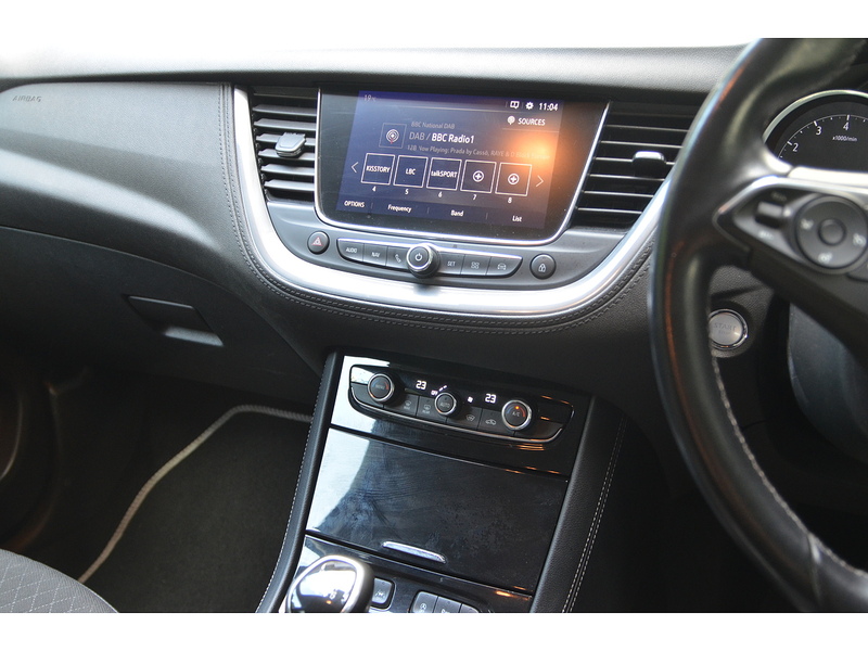Vauxhall Grandland X 1.2 Turbo Sport Nav SUV 5dr Petrol Manual Euro 6 (s/s) (130 ps) | PRIVACY|P/SENSORS|APPLE|NAV - U11254