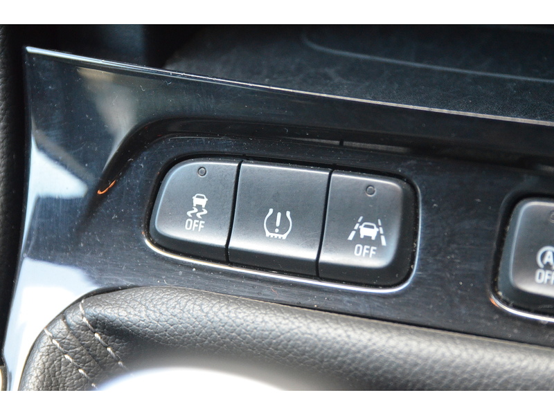 Vauxhall Grandland X 1.2 Turbo Sport Nav SUV 5dr Petrol Manual Euro 6 (s/s) (130 ps) | PRIVACY|P/SENSORS|APPLE|NAV - U11254