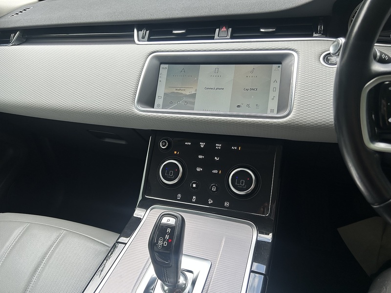 Land Rover Range Rover Evoque 1.5 P300e 12.2kWh S SUV 5dr Petrol Plug-in Hybrid Auto 4WD Euro 6 (s/s) (309 ps) | - U11261
