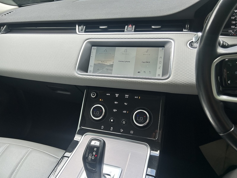 Land Rover Range Rover Evoque 1.5 P300e 12.2kWh S SUV 5dr Petrol Plug-in Hybrid Auto 4WD Euro 6 (s/s) (309 ps) | - U11261