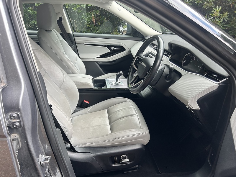 Land Rover Range Rover Evoque 1.5 P300e 12.2kWh S SUV 5dr Petrol Plug-in Hybrid Auto 4WD Euro 6 (s/s) (309 ps) | - U11261