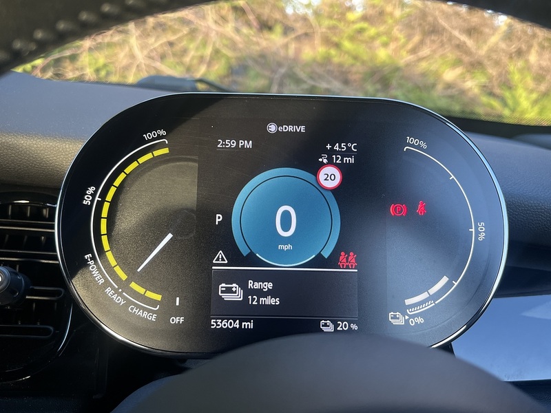 MINI Electric Hatch Cooper SE 32.6kWh Level 2 Hatchback 3dr Electric Auto (184 ps) | 1 FORMER KEEPER|VAT QUALIFYING - U11267