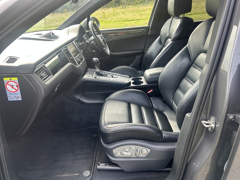Porsche Macan TD V6 S - U11277