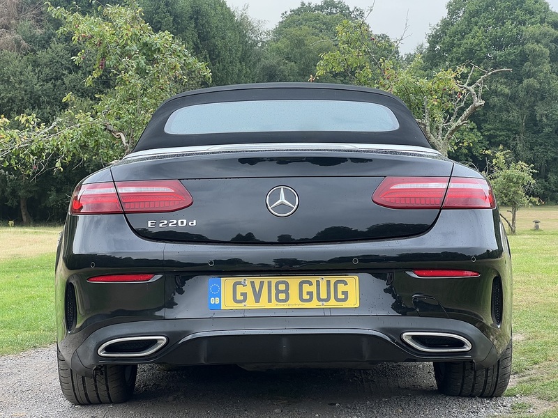 Mercedes-Benz E Class E220d AMG Line - U11279