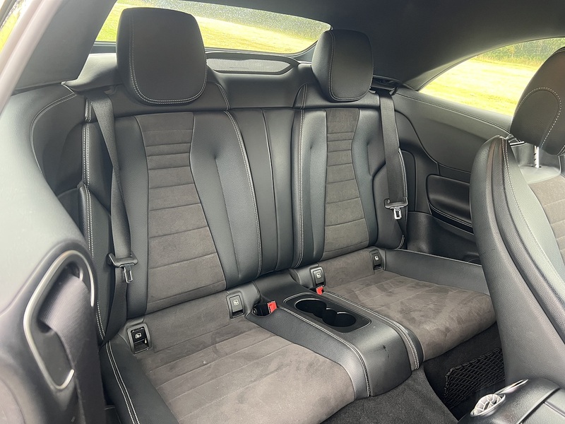 Mercedes-Benz E Class E220d AMG Line - U11279