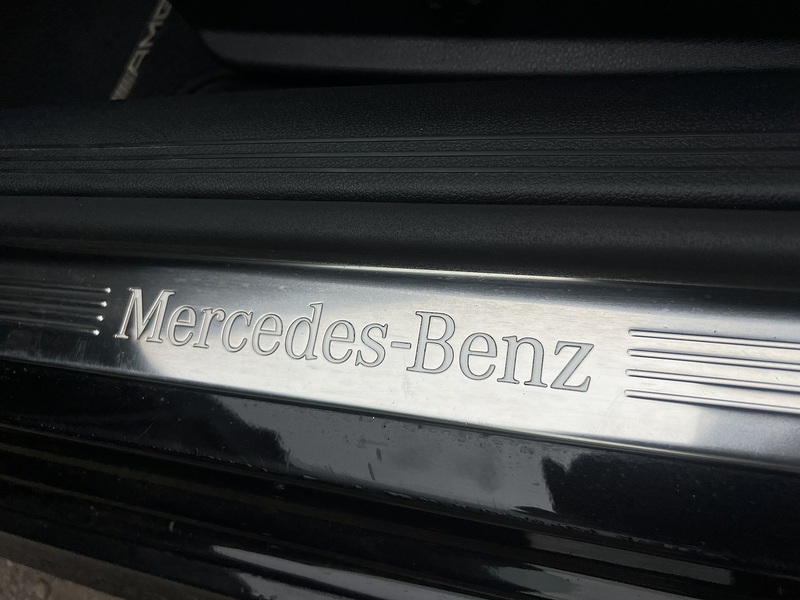 Mercedes-Benz E Class E220d AMG Line - U11279