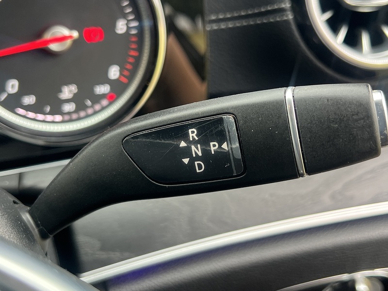 Mercedes-Benz E Class E220d AMG Line - U11279