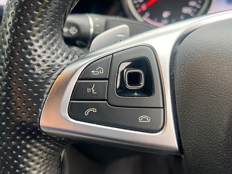 Mercedes-Benz E Class E220d AMG Line - U11279