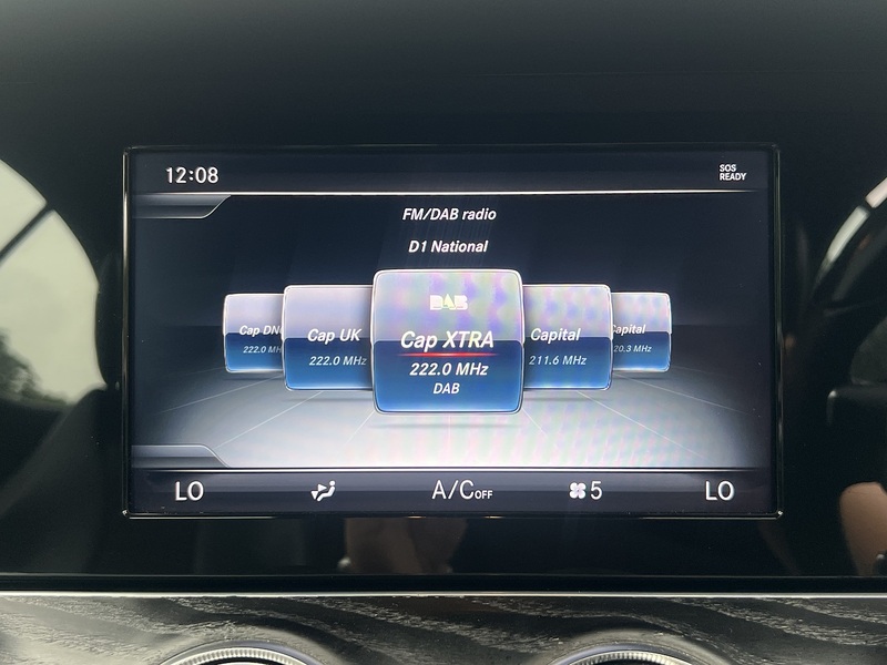 Mercedes-Benz E Class E220d AMG Line - U11279