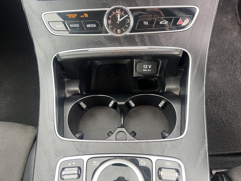 Mercedes-Benz E Class E220d AMG Line - U11279