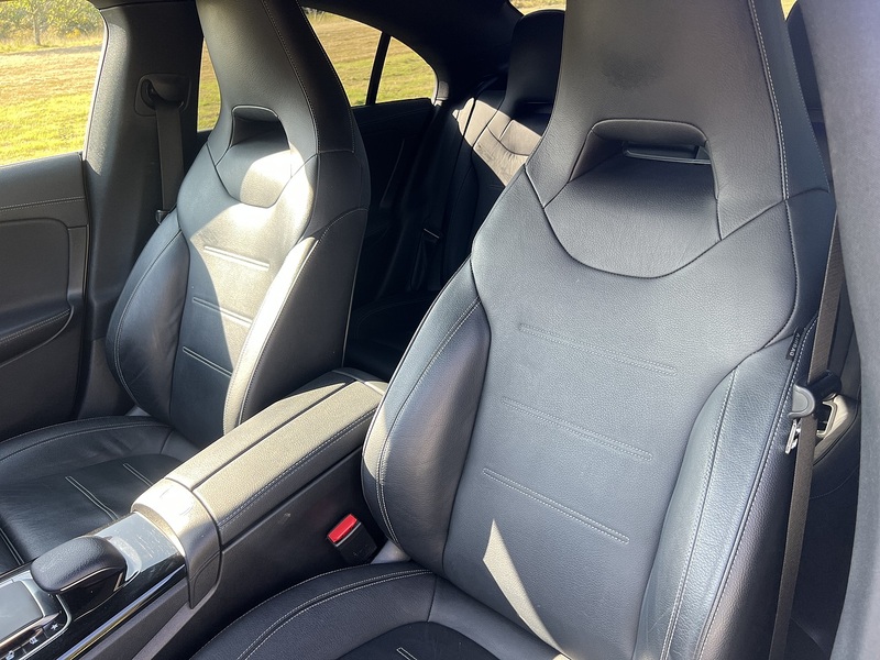 Mercedes-Benz CLA CLA220 AMG Line - U11285