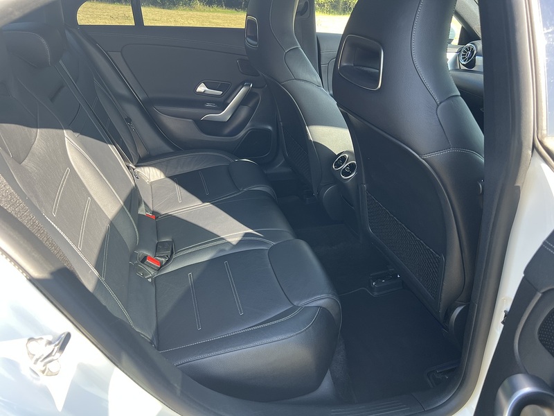 Mercedes-Benz CLA CLA220 AMG Line - U11285