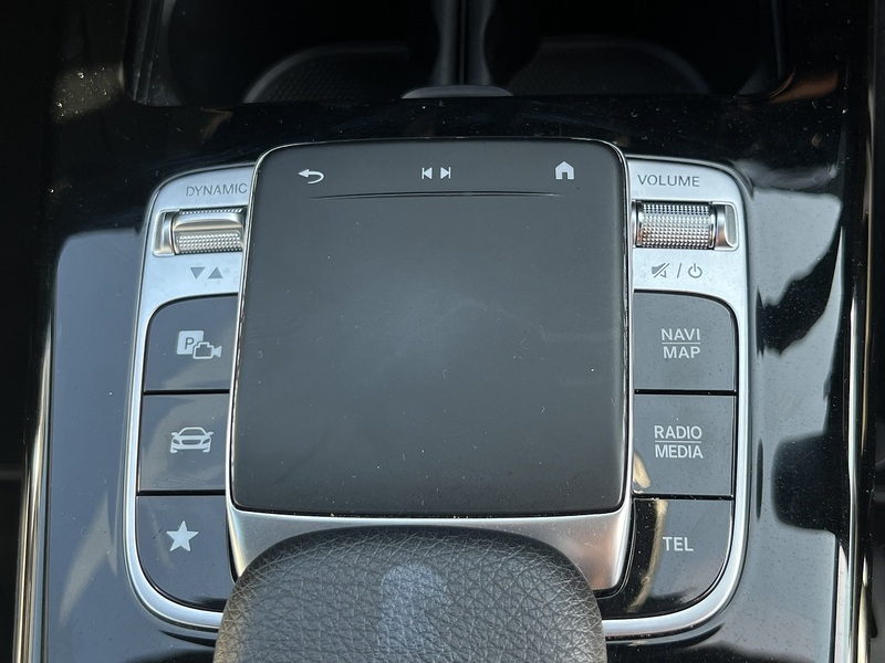 Mercedes-Benz CLA CLA220 AMG Line - U11285