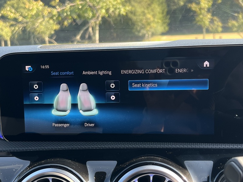 Mercedes-Benz CLA CLA220 AMG Line - U11285