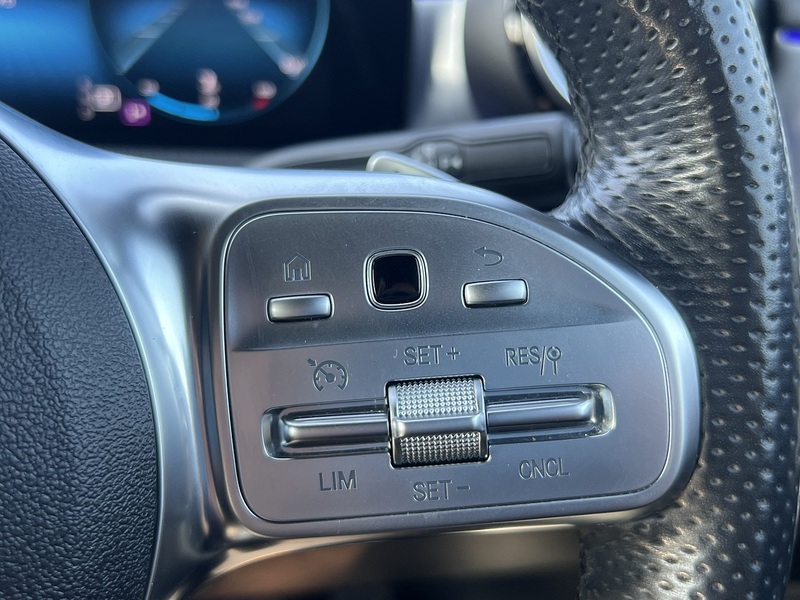 Mercedes-Benz CLA CLA220 AMG Line - U11285