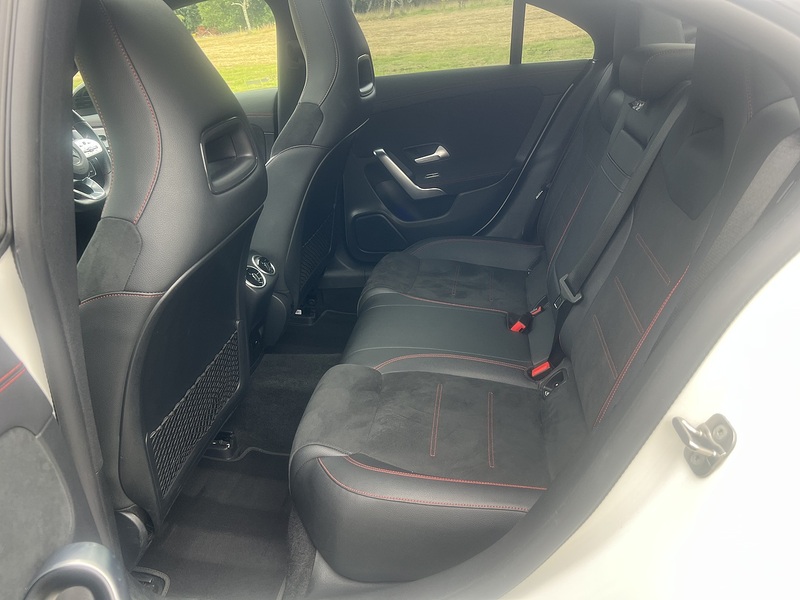 Mercedes-Benz CLA CLA220d AMG Line Night Edition - U11286