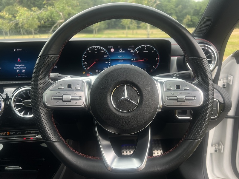 Mercedes-Benz CLA CLA220d AMG Line Night Edition - U11286