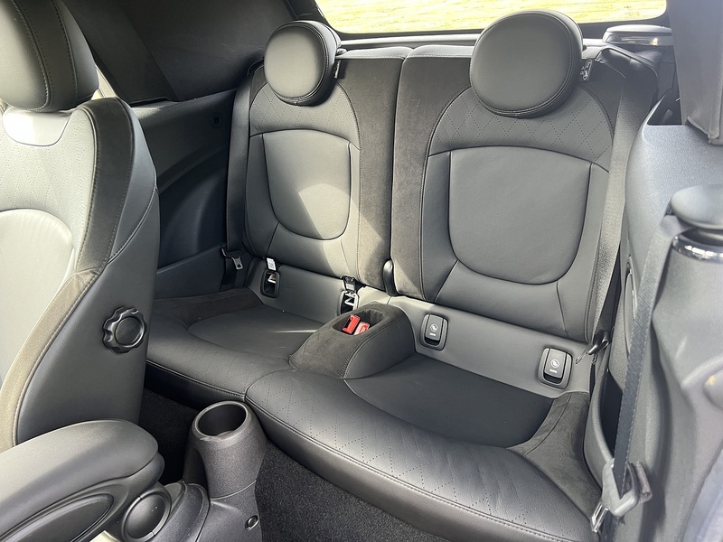 MINI Convertible Cooper Sport - U11287