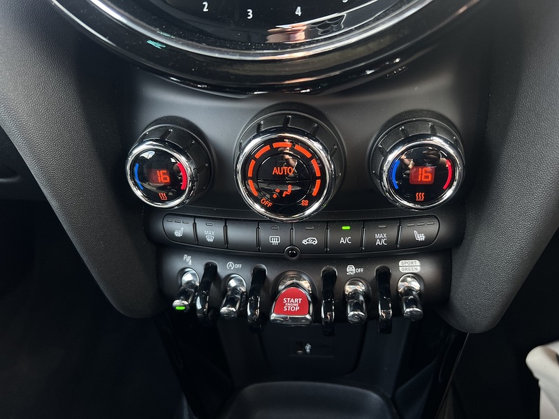 MINI Convertible Cooper Sport - U11287