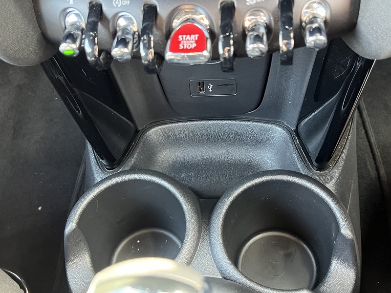 MINI Convertible Cooper Sport - U11287