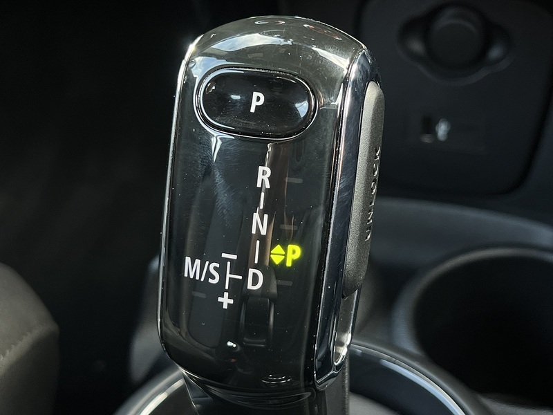 MINI Convertible Cooper Sport - U11287