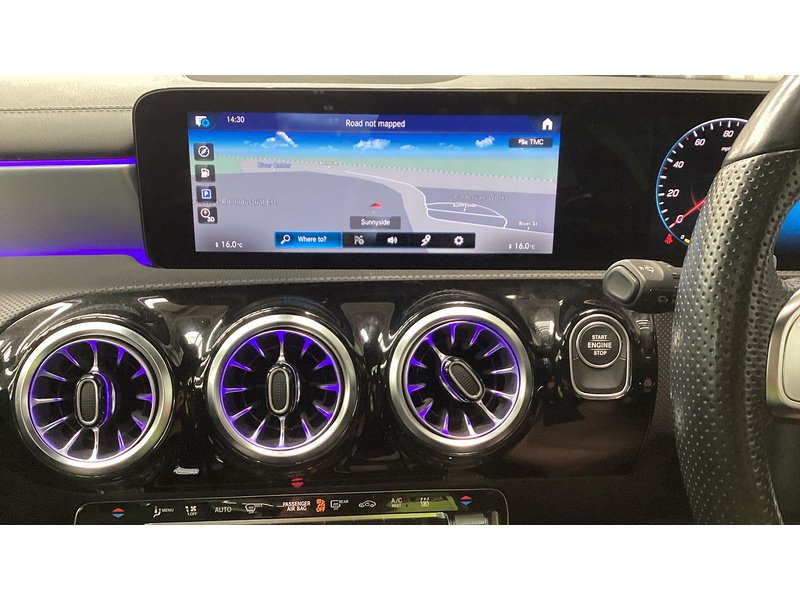 Mercedes-Benz CLA CLA250e AMG Line - U11296