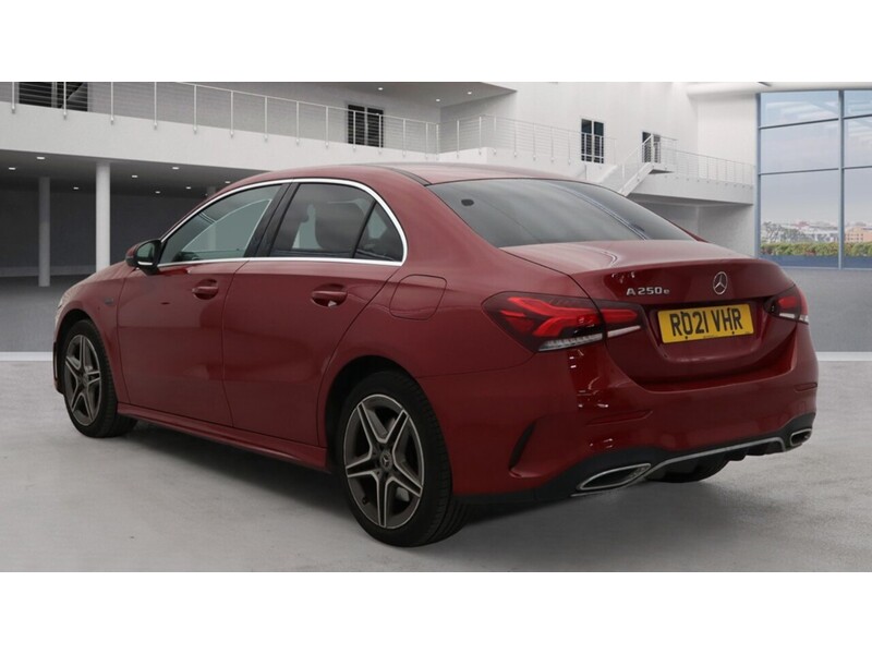 Mercedes-Benz A Class A250e AMG Line - U11298