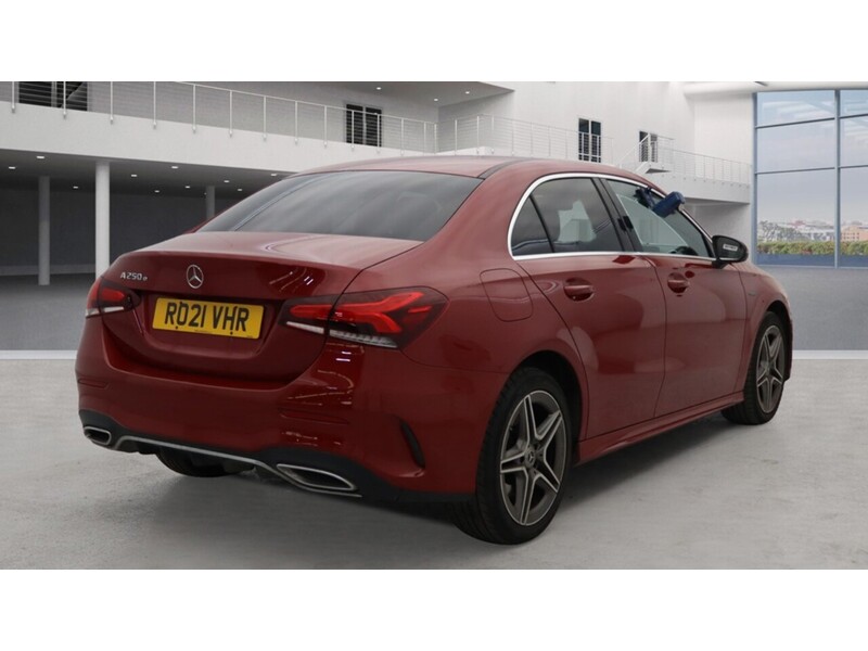 Mercedes-Benz A Class A250e AMG Line - U11298